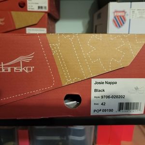 DANSKO Josie Nappa, size 42 (US 11), Black